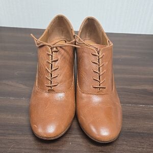 Patricia Nash Size 10 Tan Mara Leather Heeled Shoe